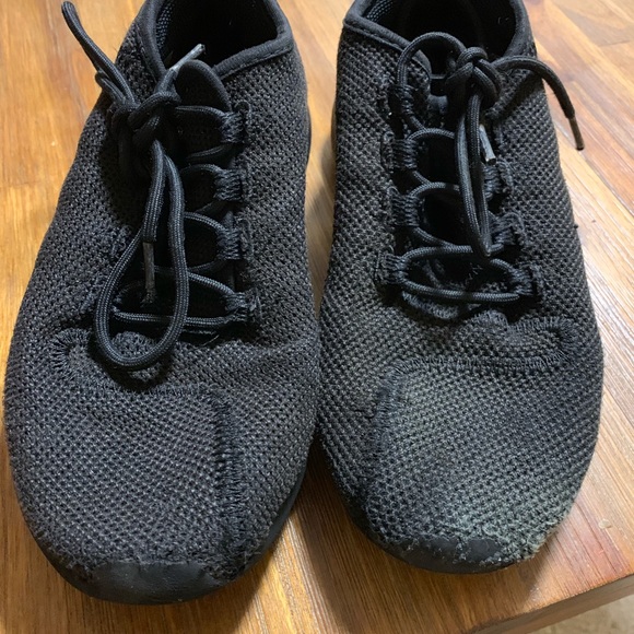 Mens Adidas sneakers - Picture 8 of 8